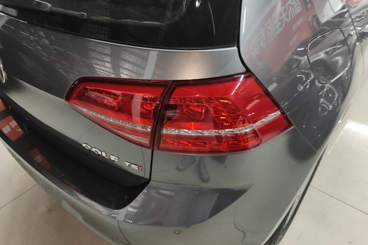 Used Volkswagen Golf 2014 1.4TSI Automatic Comfort Model Right Rear Taillight