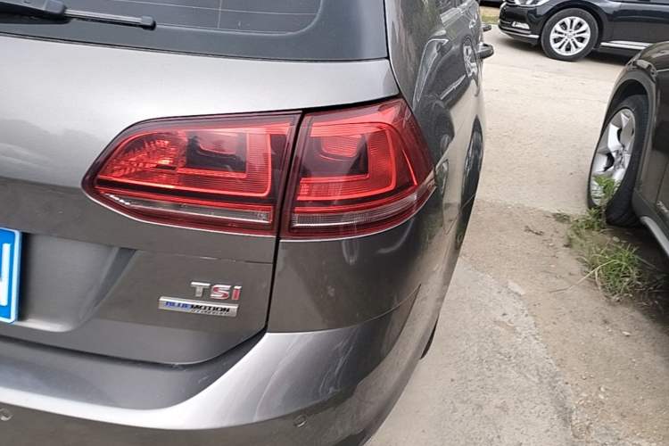 Used Volkswagen Golf 2014 1.4TSI Luxury Travel Edition Right Rear Taillight