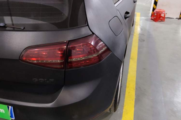 Used Volkswagen Golf 2014 1.4TSI Automatic Comfort Model Right Rear Taillight