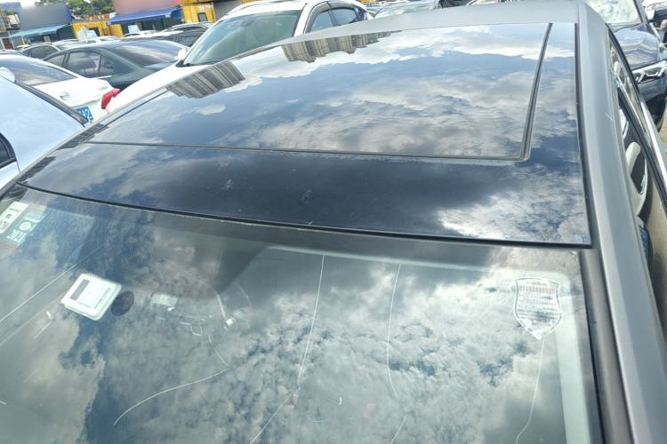 Used Volkswagen Golf 2014 1.4TSI Automatic Comfort Model Roof