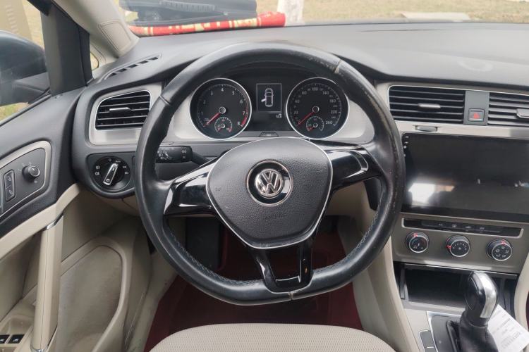 Used Volkswagen Golf 2014 1.4TSI Automatic Comfort Model Steering Wheel