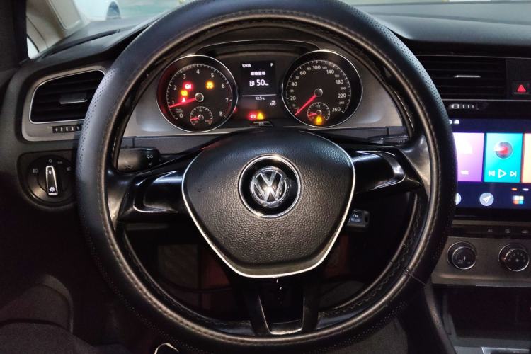 Used Volkswagen Golf 2014 1.4TSI Automatic Comfort Model Steering Wheel