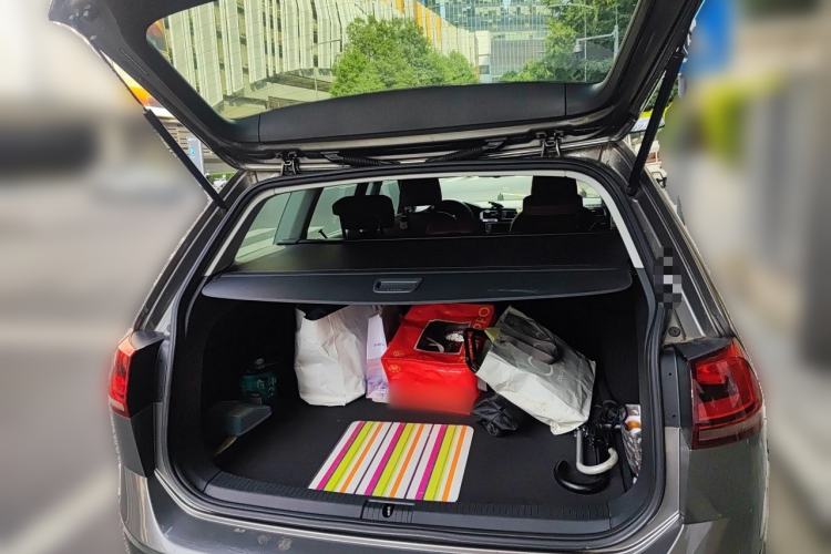 Used Volkswagen Golf 2014 1.4TSI Luxury Travel Edition Trunk