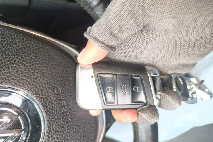 Used Volkswagen Golf 2014 1.4TSI Automatic Comfort Model Vehicle Key