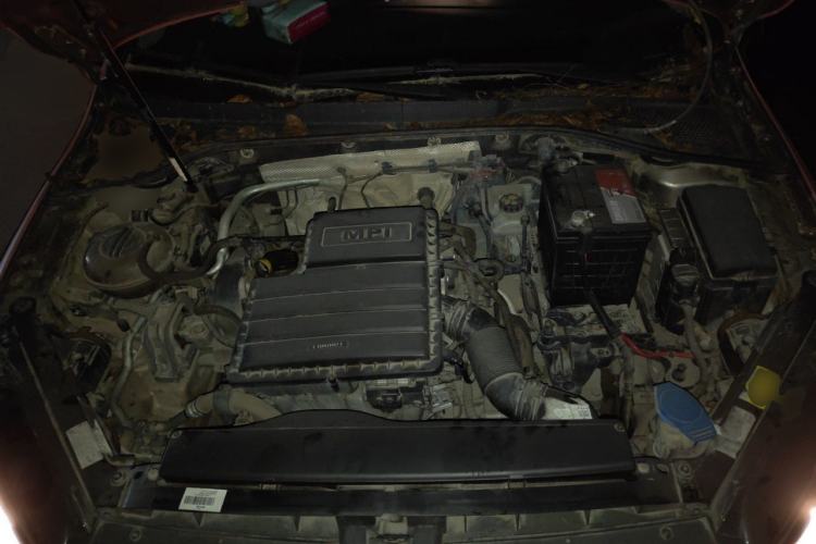 Used Volkswagen Golf 2014 1.6L Automatic Fashion Model Engine Bay
