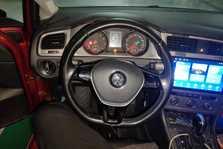 Used Volkswagen Golf 2014 1.4TSI Automatic Comfort Model Steering Wheel