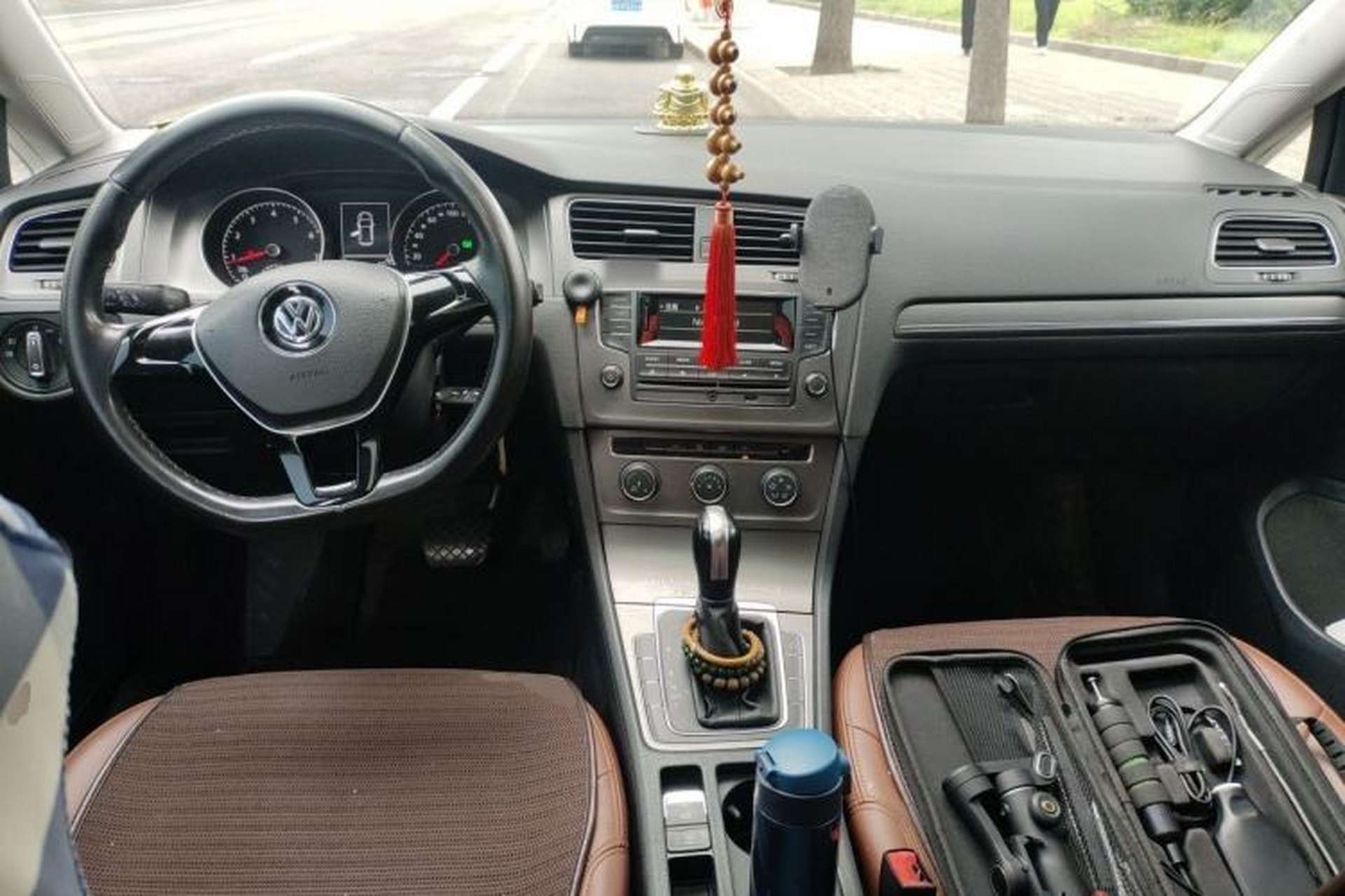 Used Volkswagen Golf 2014 1.6L Automatic Comfort Model Center Console