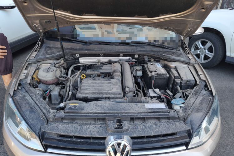 Used Volkswagen Golf 2014 1.4TSI Automatic Comfort Model Engine Bay