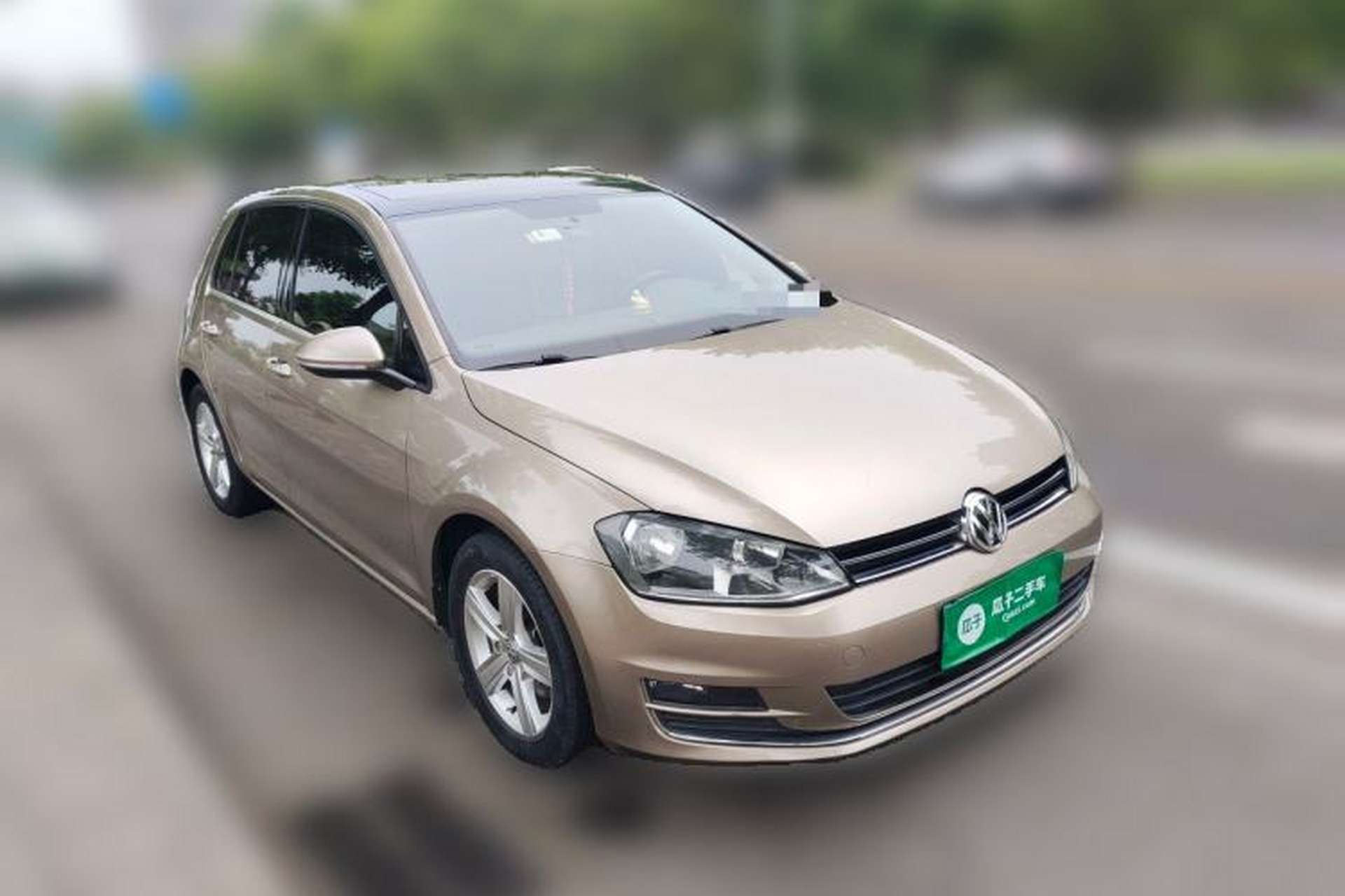 Used Volkswagen Golf 2014 1.6L Automatic Comfort Model Front Right 45 Deg