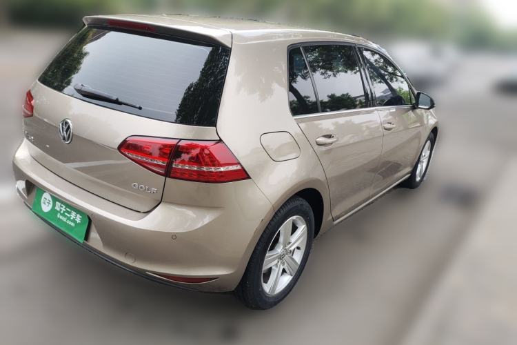 Used Volkswagen Golf 2014 1.6L Automatic Comfort Model Rear Right 45 Deg