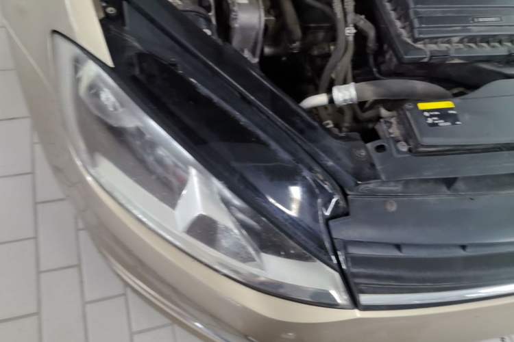Used Volkswagen Golf 2014 1.4TSI Automatic Comfort Model Right Front Headlight