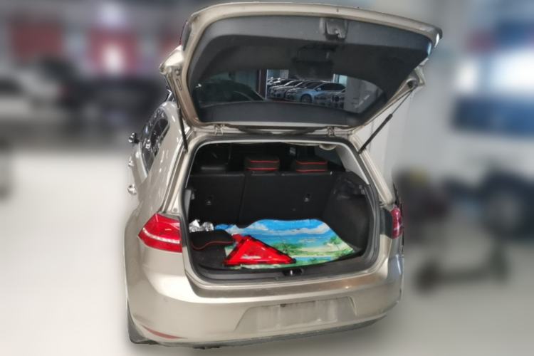 Used Volkswagen Golf 2014 1.4TSI Automatic Comfort Model Trunk