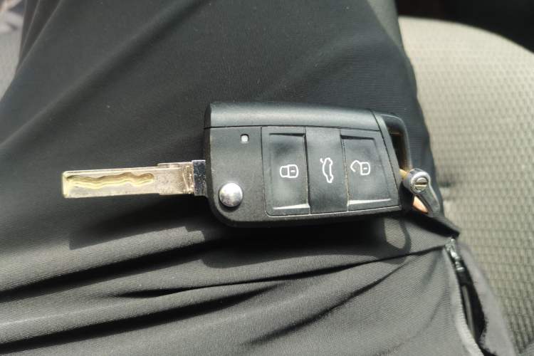 Used Volkswagen Golf 2014 1.4TSI Automatic Comfort Model Vehicle Key