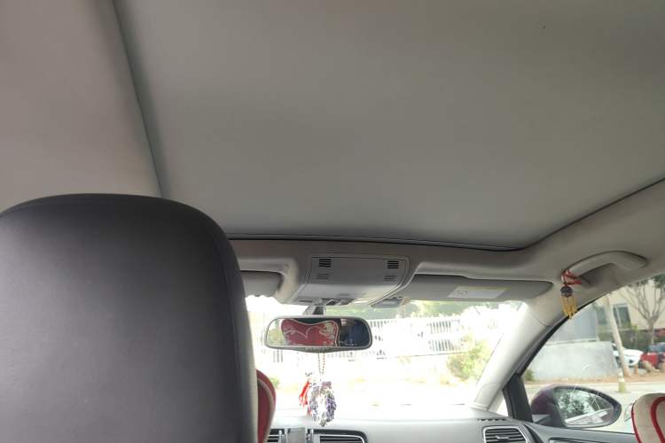 Used Volkswagen Golf 2014 1.4TSI Luxury Travel Edition Headliner