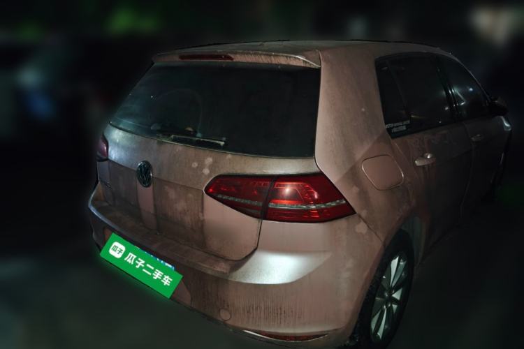 Used Volkswagen Golf 2014 1.6L Automatic Fashion Model Rear Right 45 Deg