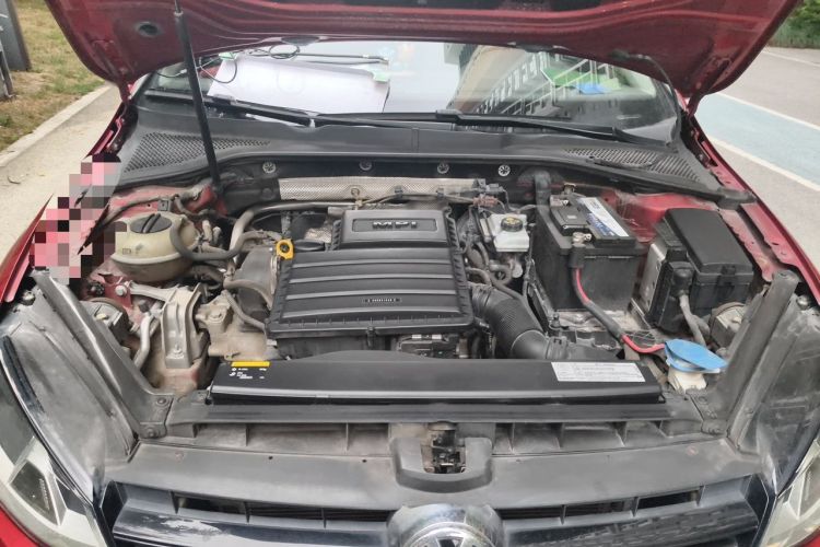 Used Volkswagen Golf 2014 1.6L Automatic Comfort Model Engine Bay