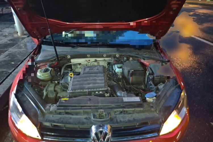 Used Volkswagen Golf 2014 1.6L Automatic Comfort Model Engine Bay