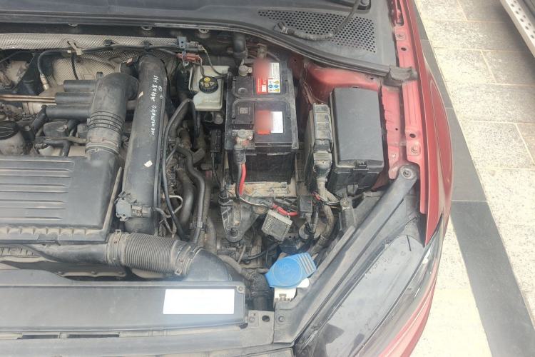 Used Volkswagen Golf 2014 1.4TSI Automatic Comfort Model Engine Bay Left