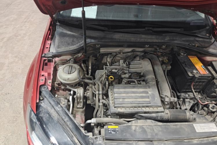 Used Volkswagen Golf 2014 1.4TSI Automatic Comfort Model Engine Bay Right