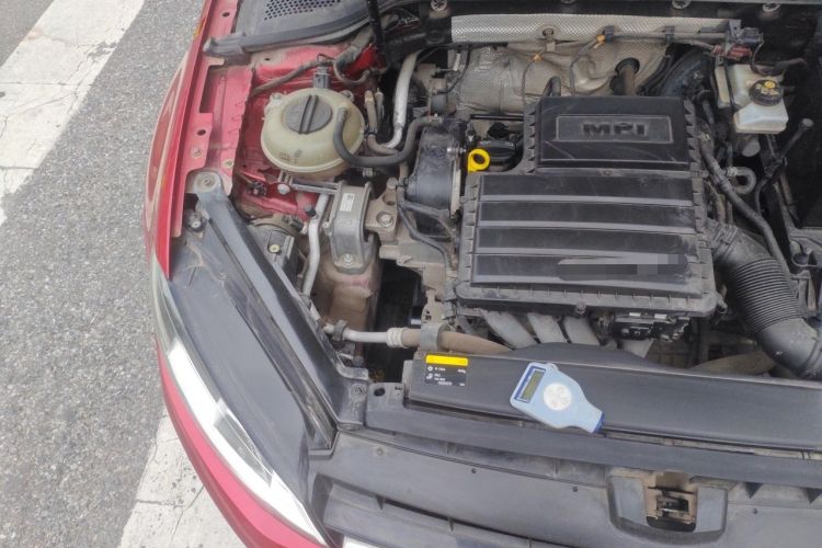Used Volkswagen Golf 2014 1.6L Automatic Fashion Model Engine Bay Right