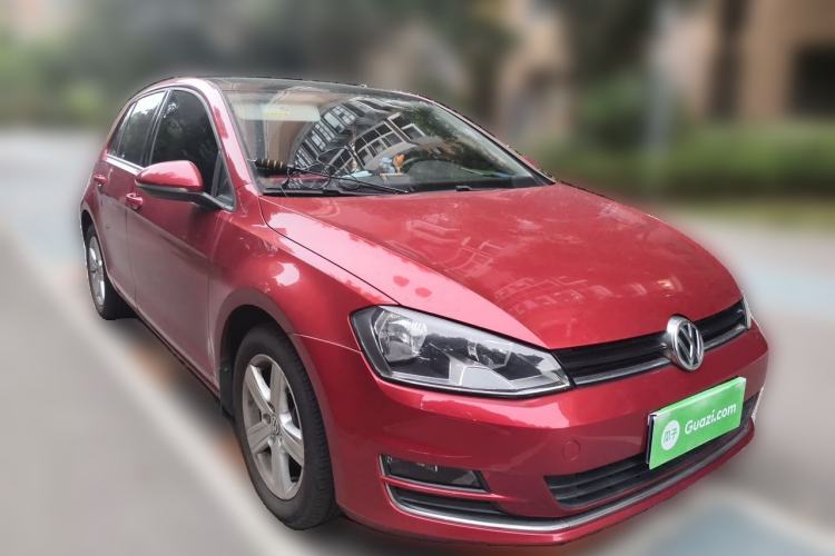Used Volkswagen Golf 2014 1.6L Automatic Comfort Model Front Right 45 Deg