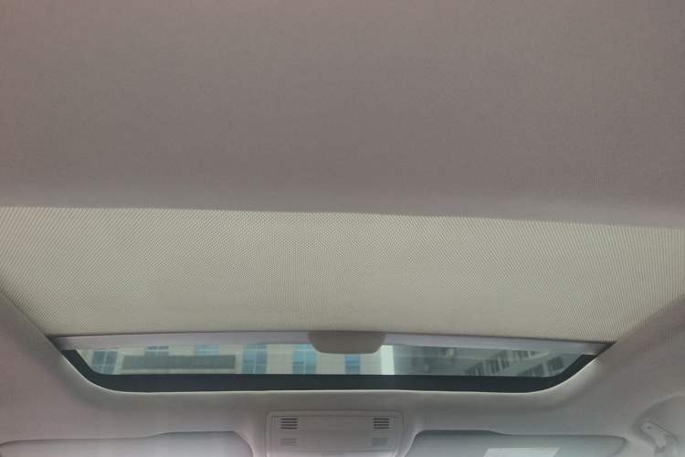 Used Volkswagen Golf 2014 1.4TSI Automatic Comfort Model Headliner