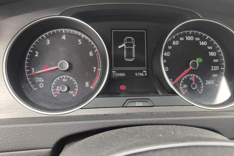 Used Volkswagen Golf 2014 1.4TSI Automatic Comfort Model Instrument Cluster