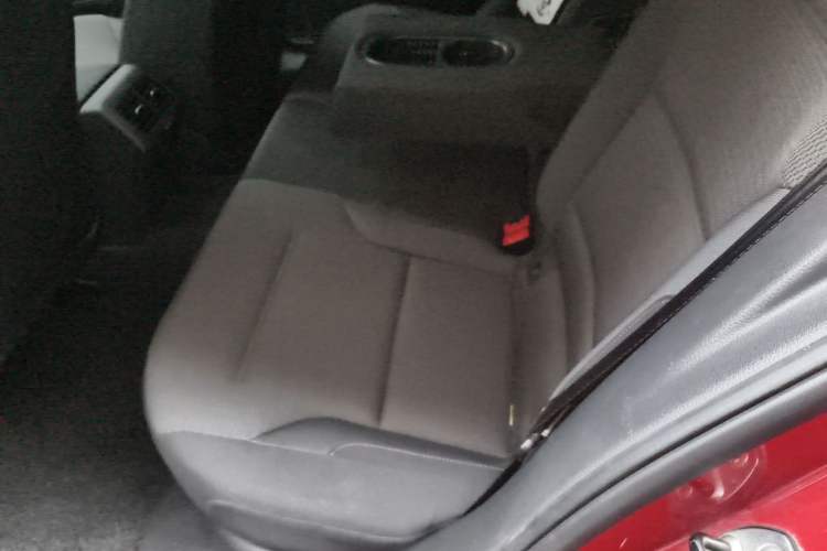 Used Volkswagen Golf 2014 1.6L Automatic Comfort Model Left Rear Seat