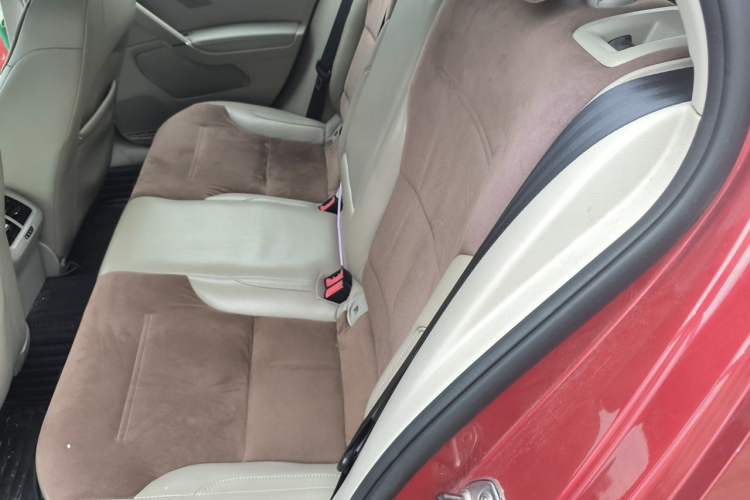 Used Volkswagen Golf 2014 1.4TSI Automatic Comfort Model Left Rear Seat