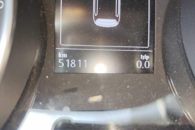 Used Volkswagen Golf 2014 1.4TSI Automatic Comfort Model Odometer Close Up