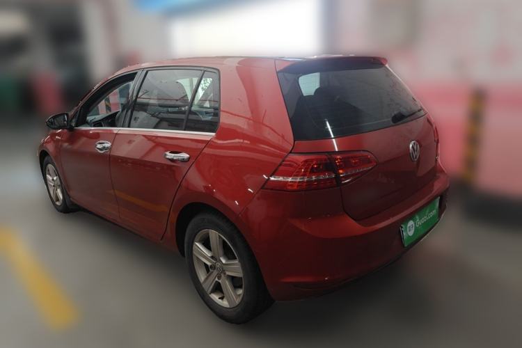 Used Volkswagen Golf 2014 1.6L Automatic Comfort Model Rear Left 45 Deg
