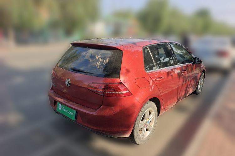Used Volkswagen Golf 2014 1.4TSI Automatic Luxury Model Rear Right 45 Deg