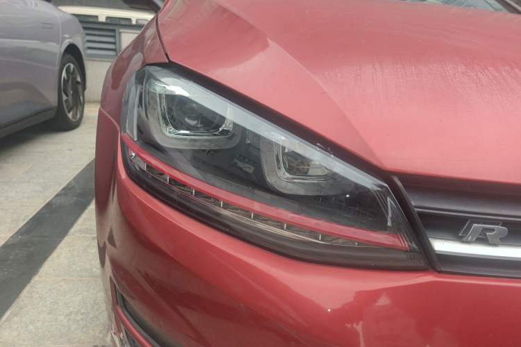 Used Volkswagen Golf 2014 1.4TSI Automatic Comfort Model Right Front Headlight