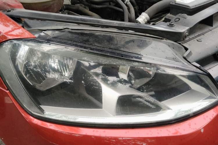 Used Volkswagen Golf 2014 1.4TSI Automatic Luxury Model Right Front Headlight