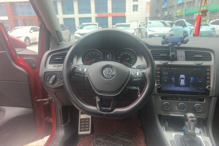 Used Volkswagen Golf 2014 1.4TSI Automatic Comfort Model Steering Wheel