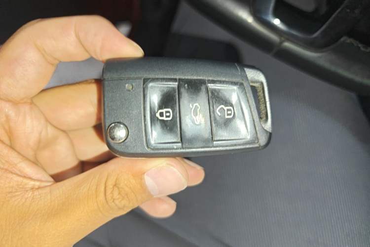 Used Volkswagen Golf 2014 1.4TSI Automatic Comfort Model Vehicle Key