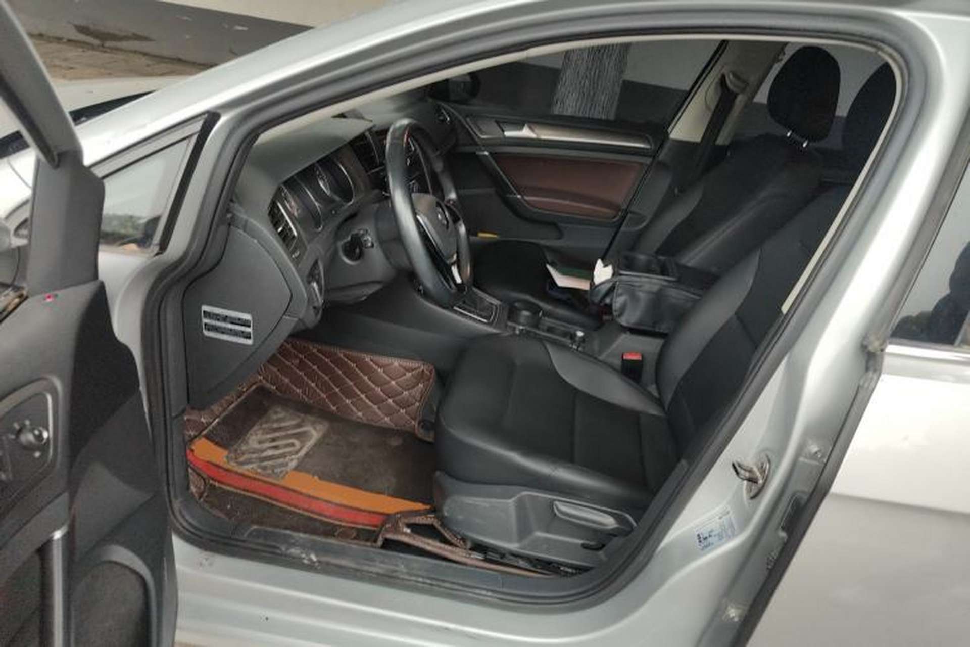 Used Volkswagen Golf 2014 1.6L Automatic Comfort Model Driver Seat