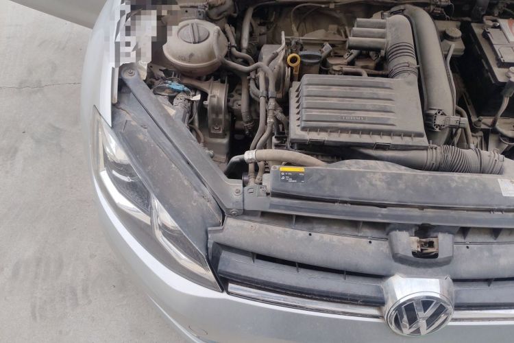 Used Volkswagen Golf 2014 1.4TSI Automatic Comfort Model Engine Bay Right