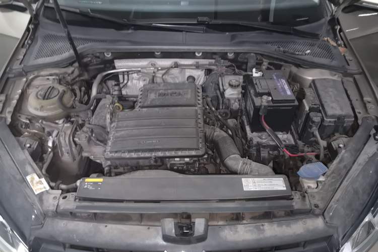 Used Volkswagen Golf 2014 1.6L Automatic Comfort Model Engine Bay