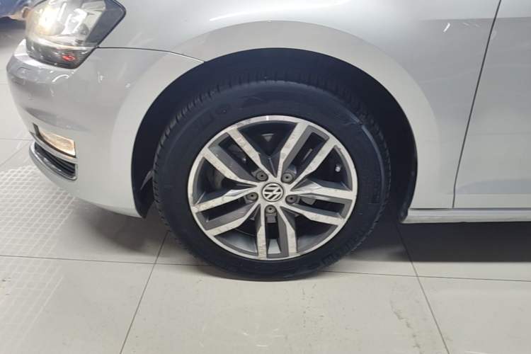 Used Volkswagen Golf 2014 1.4TSI Automatic Flagship Model Exterior 4