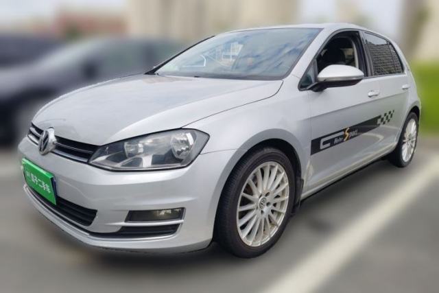 Used Volkswagen Golf 2014 1.6L Manual Fashion Edition