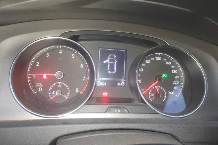 Used Volkswagen Golf 2014 1.4TSI Automatic Comfort Model Instrument Cluster