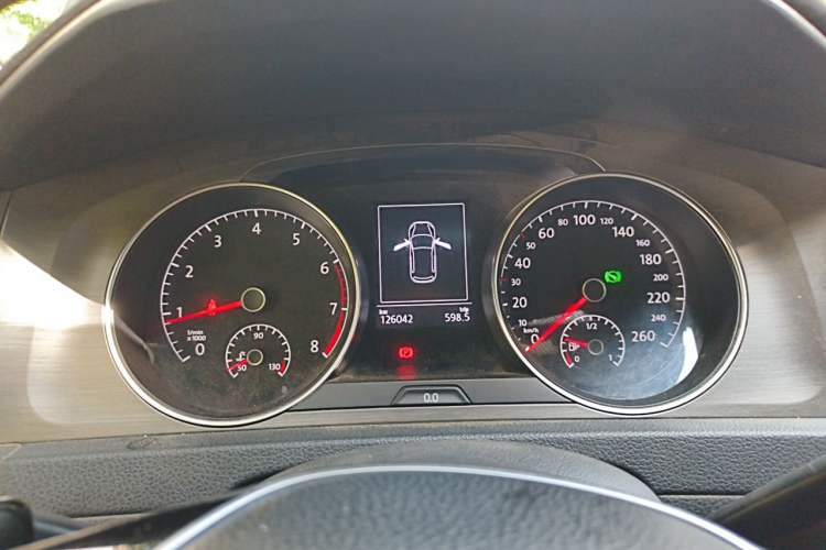 Used Volkswagen Golf 2014 1.4TSI Automatic Luxury Model Instrument Cluster