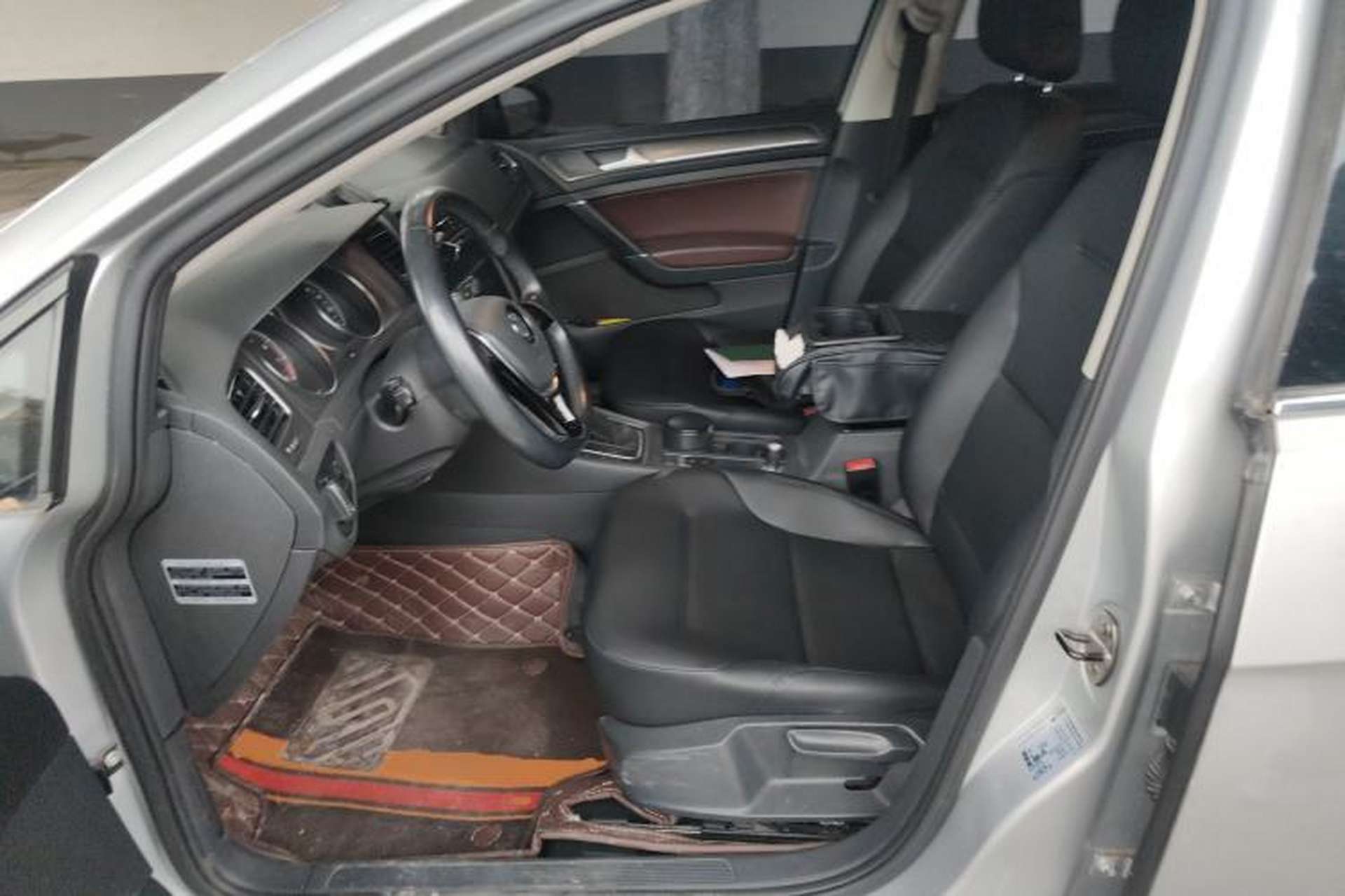Used Volkswagen Golf 2014 1.6L Automatic Comfort Model Left Front Seat