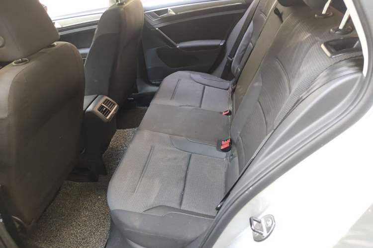 Used Volkswagen Golf 2014 1.4TSI Automatic Comfort Model Left Rear Seat