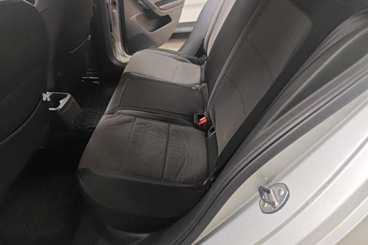 Used Volkswagen Golf 2014 1.6L Automatic Fashion Model Left Rear Seat
