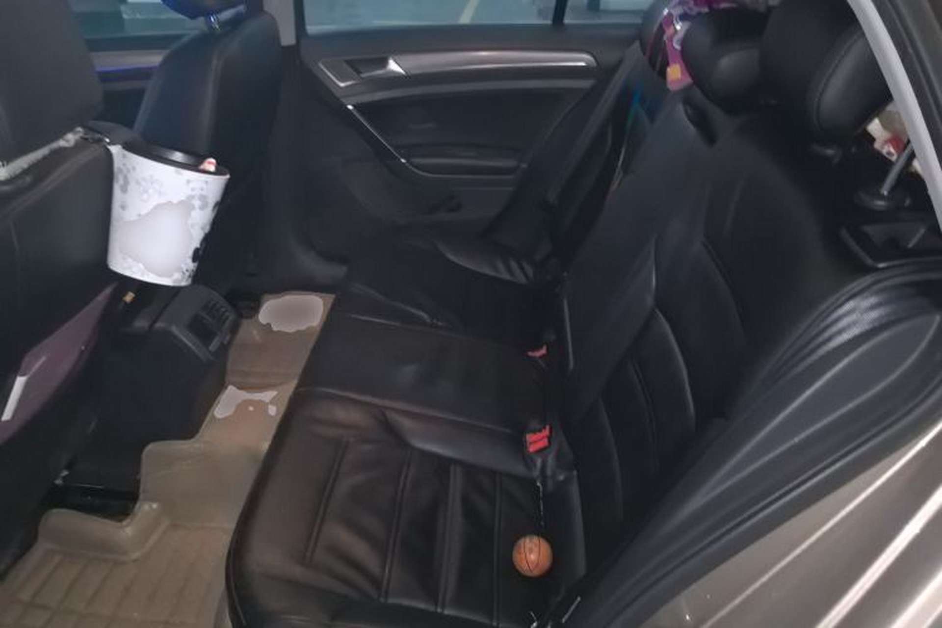 Used Volkswagen Golf 2014 1.6L Automatic Comfort Model Left Rear Seat