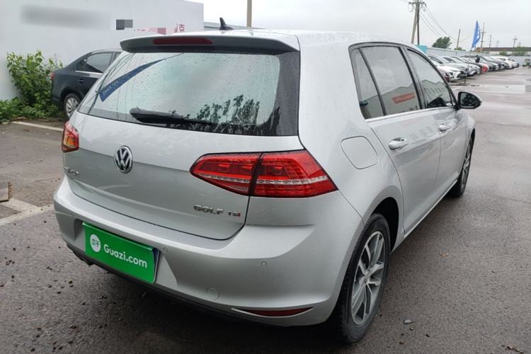 Used Volkswagen Golf 2014 1.4TSI Automatic Flagship Model Rear Right 45 Deg