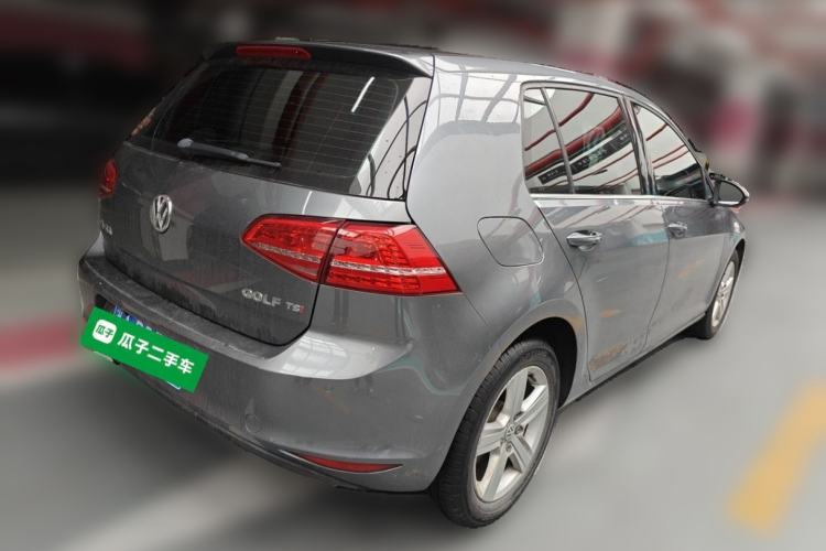 Used Volkswagen Golf 2014 1.4TSI Automatic Luxury Model Rear Right 45 Deg