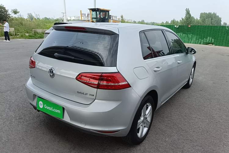Used Volkswagen Golf 2014 1.4TSI Automatic Comfort Model Rear Right 45 Deg